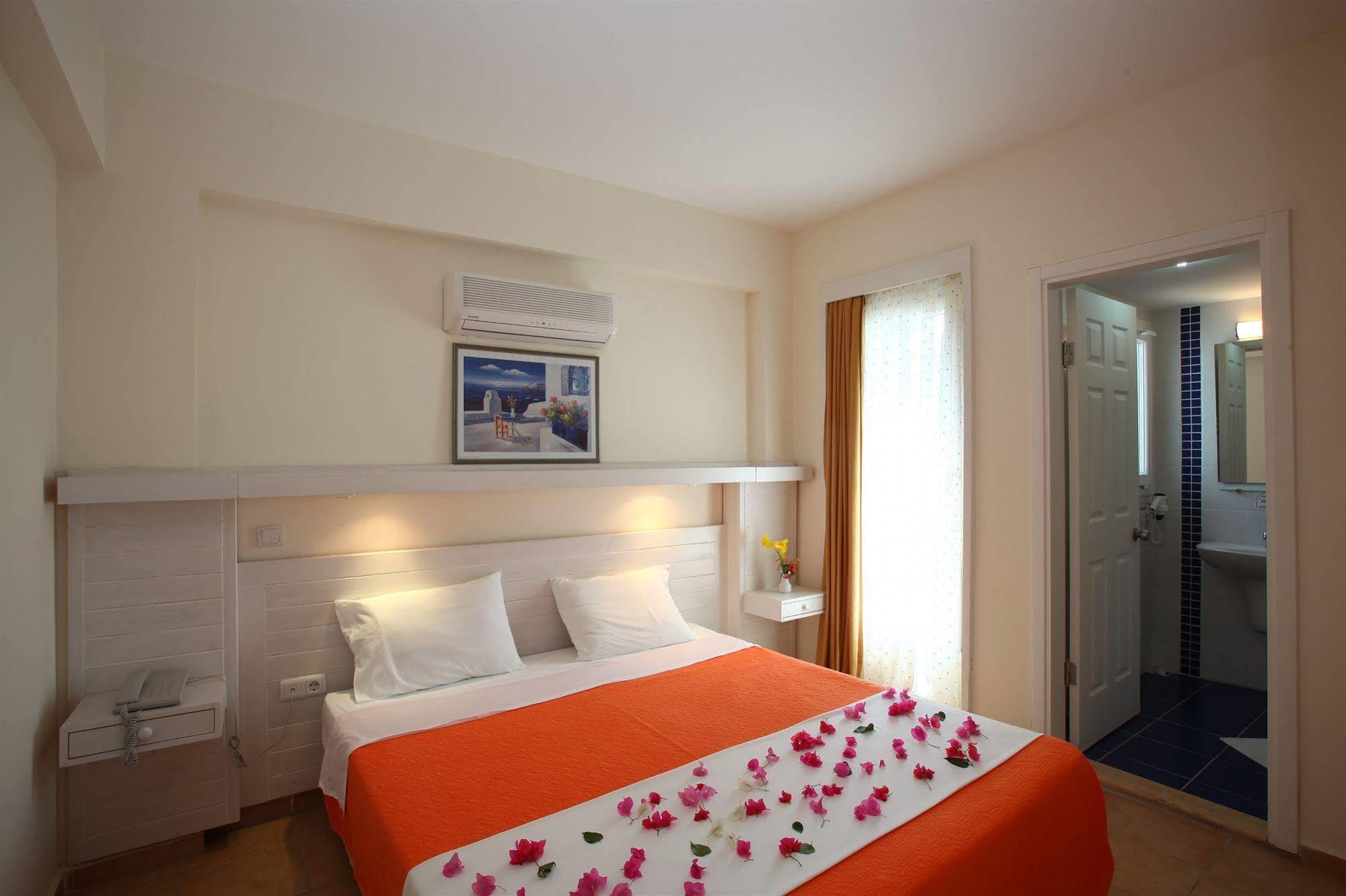 Muskebi Apart Otel Ортакент Экстерьер фото